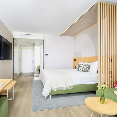 호텔 Garden Istra Plava Laguna 4*