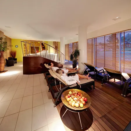 Garden Istra Plava Laguna 4* אומאג