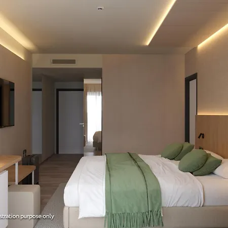 Garden Istra Plava Laguna מלון 4*